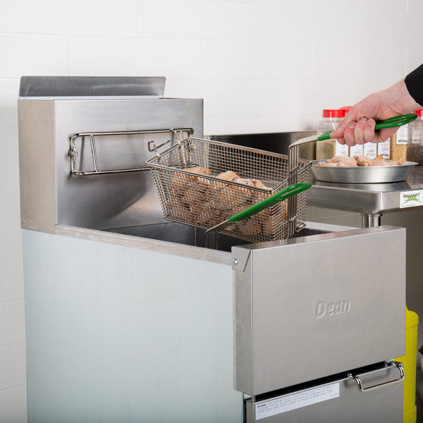 DEAN SUPER RUNNER GAS FRYER 21L
WIDE COLD ZONE
MILLIVOLT TEMPERATURE CONTROL
BRAND - FRYMASTER / USA